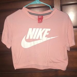 Nike Crop Top